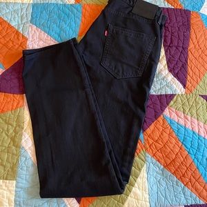 NWOT Levi’s 511 33x34